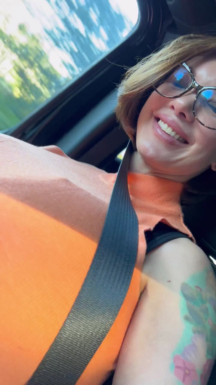 ladyoftheevening Milf Thebrittanyxoxo leaked xxx