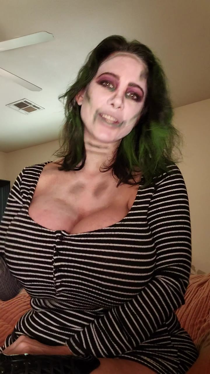 Milf Thebrittanyxoxo joi  fucked