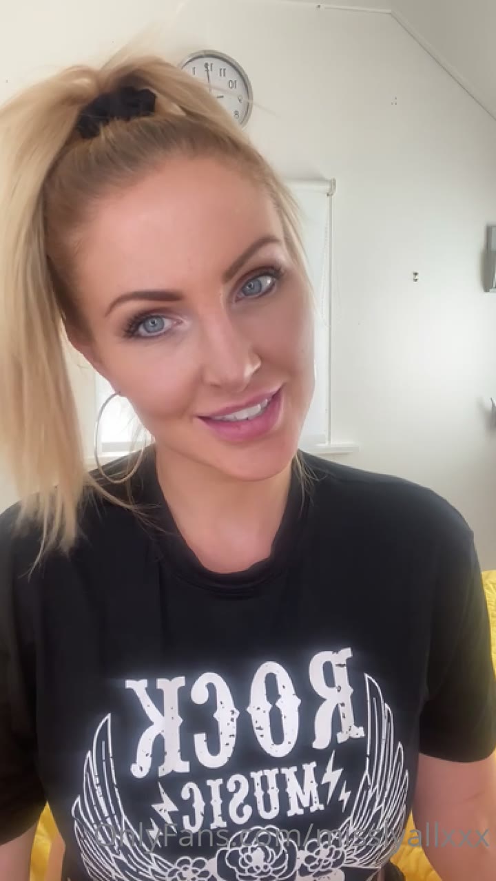 Georgie Lyall instagram  Clip