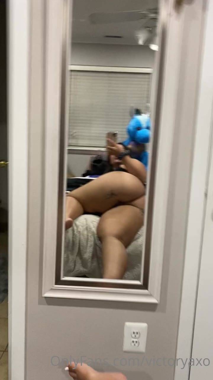 tease Dripping Big ass Victoryaxo Nude OF