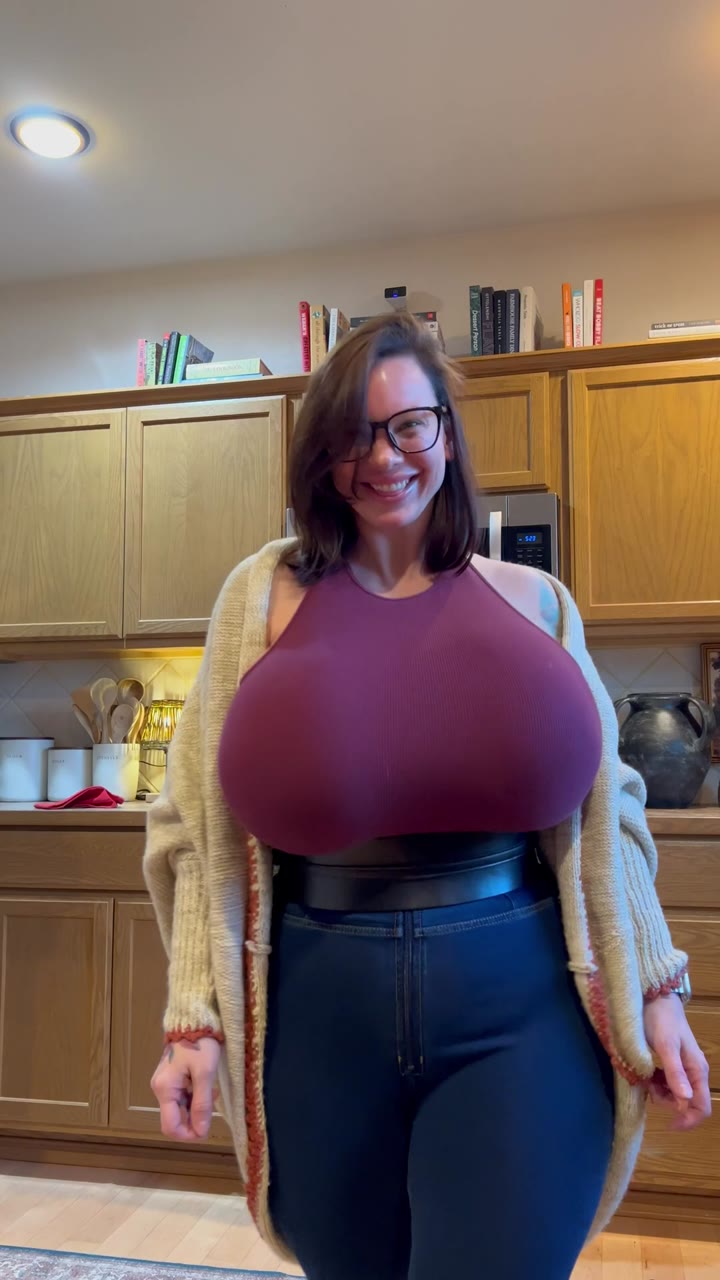 Milf Thebrittanyxoxo anal  Full Clip