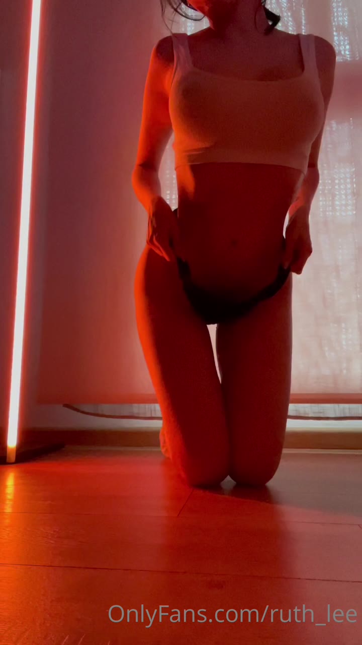 Ruth Lee leaks OF