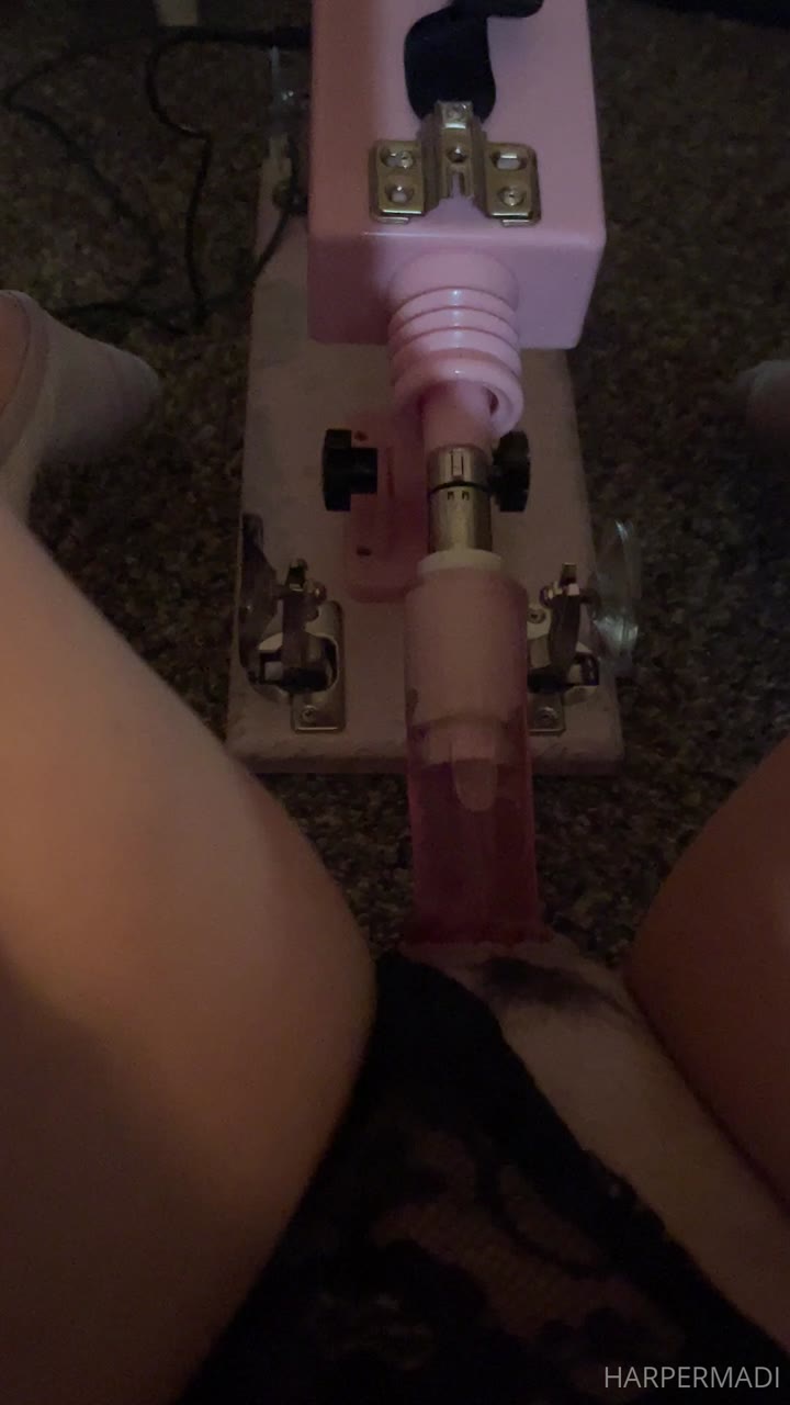 Harper Madi nude boobs