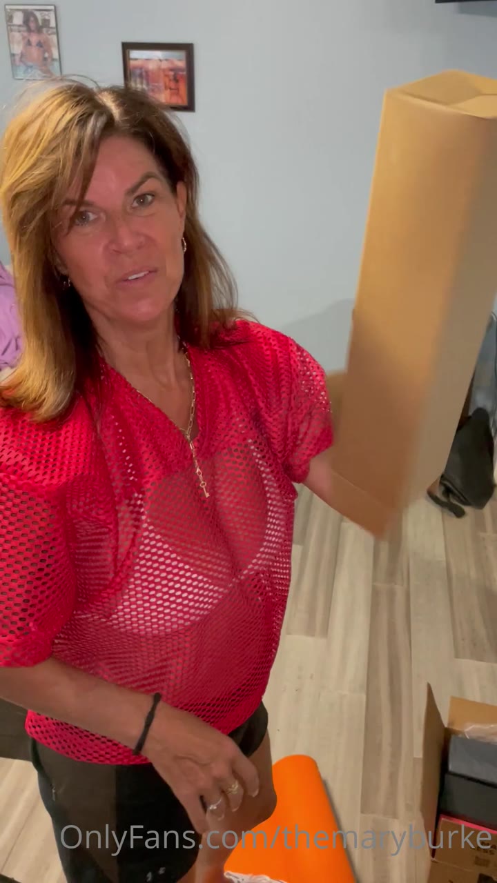 Sensational babe Mary Burke Leak Video