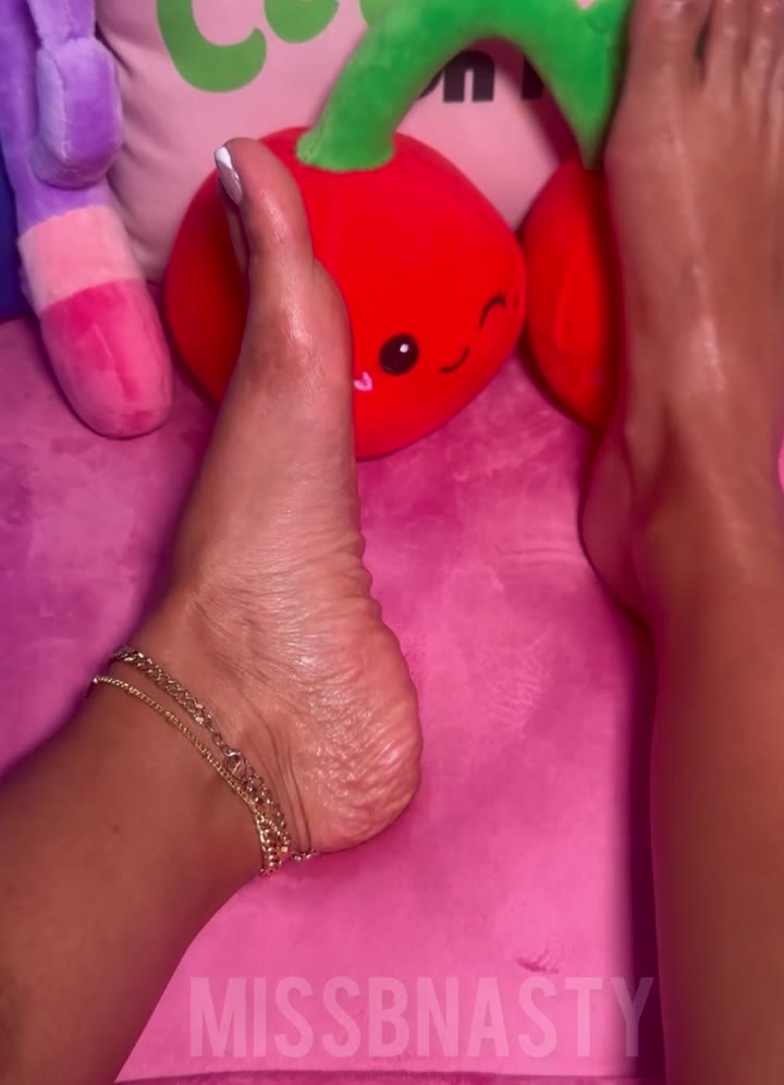 nan Miss B Nasty nude tits Epic