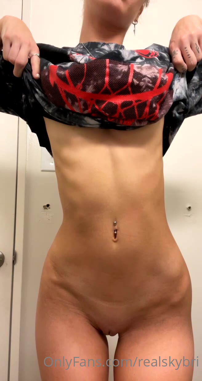 Sky Bri leaks OF Exclusive vid full