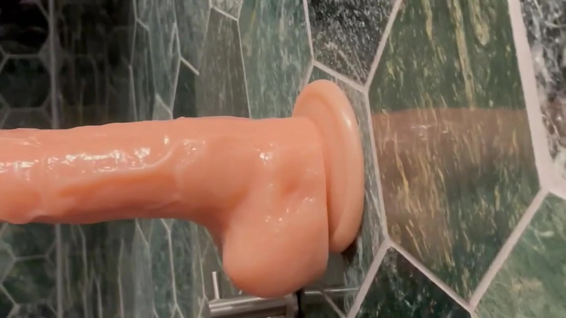 Sensitive Damania masturbating