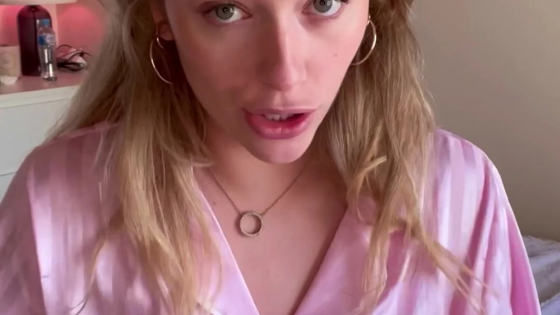 Avalon Hope nsfw Exposed