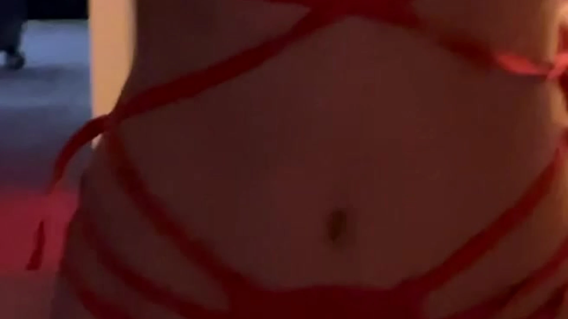 sweater-girl Waifuumia sextape