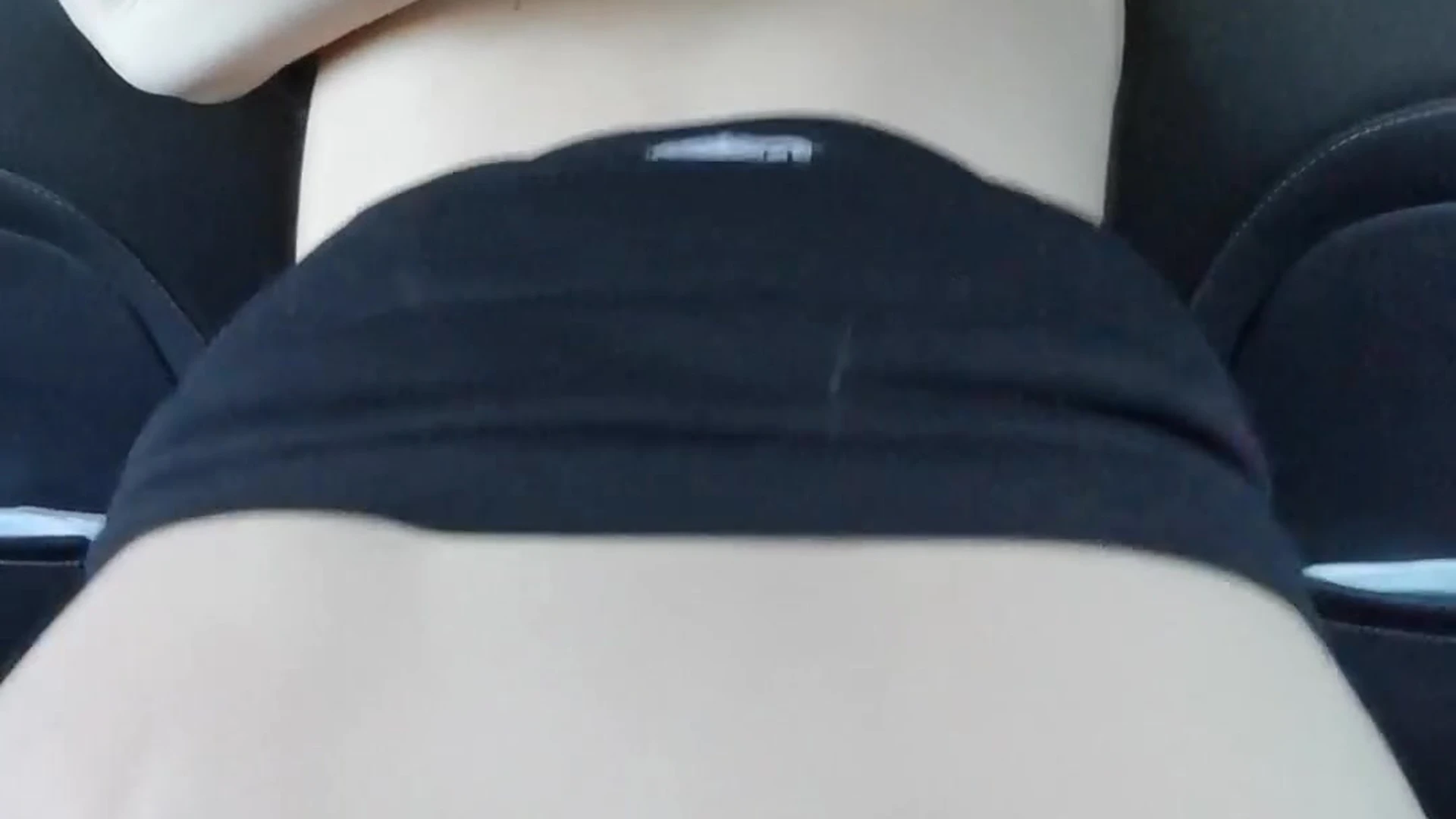 cumsoaked sucking Damania Onlyfans nude