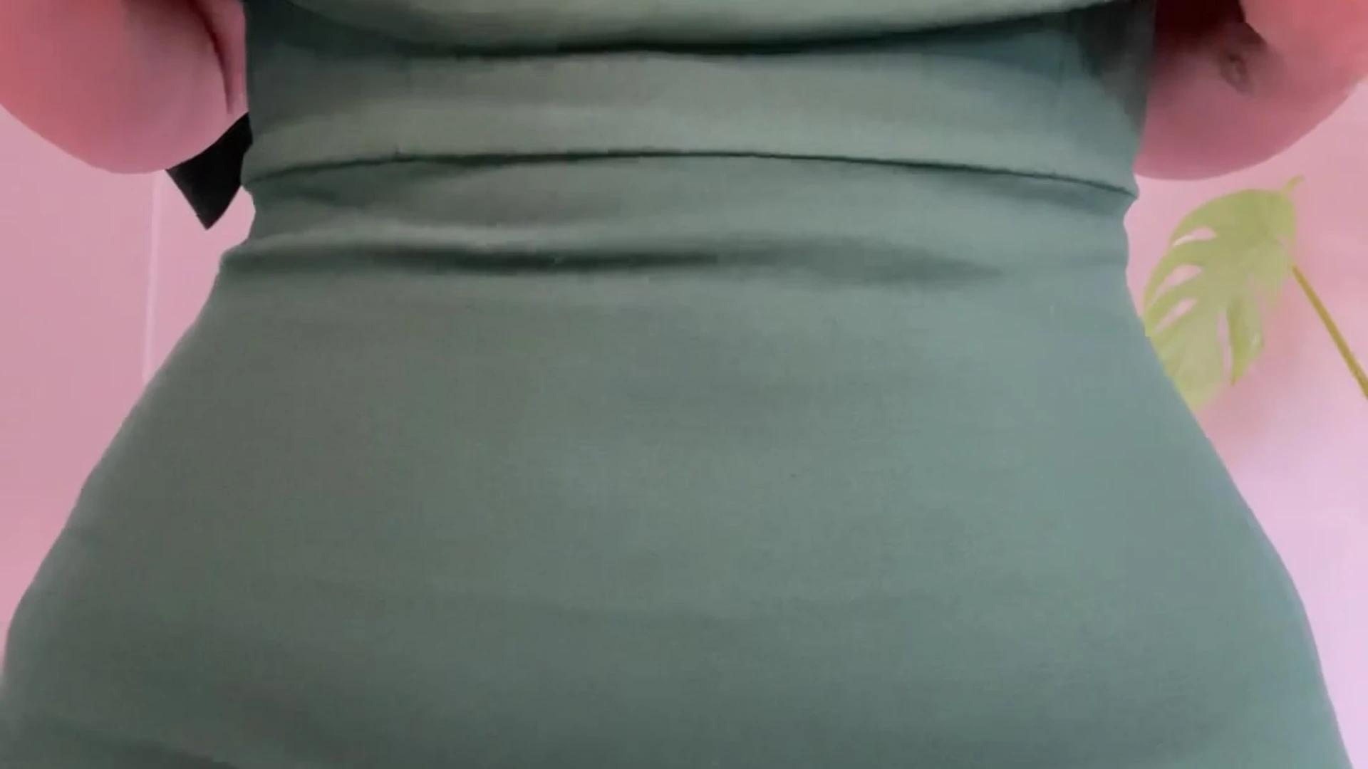 Steph Oshiri dildo