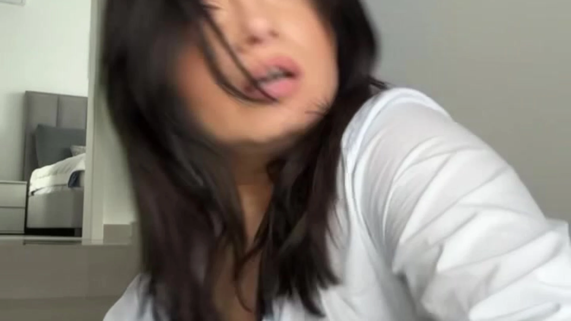 Sensational candyassed BustyEma nude boobs Vid