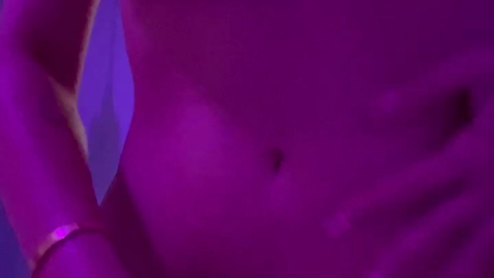 nan Matildem boobs Exposed