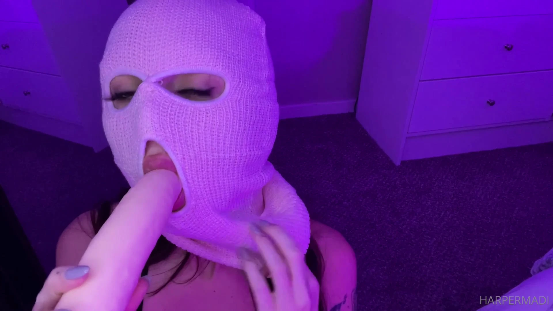 petite Sweating Harper Madi ripped cams