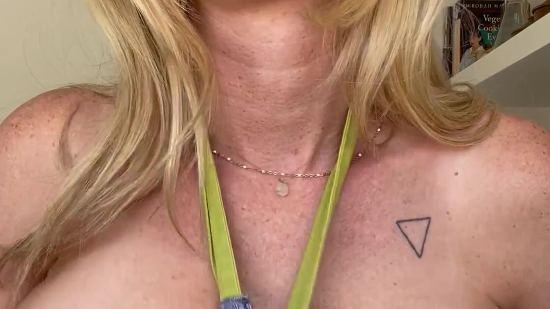 psychic Dripping Diora Baird masturbating