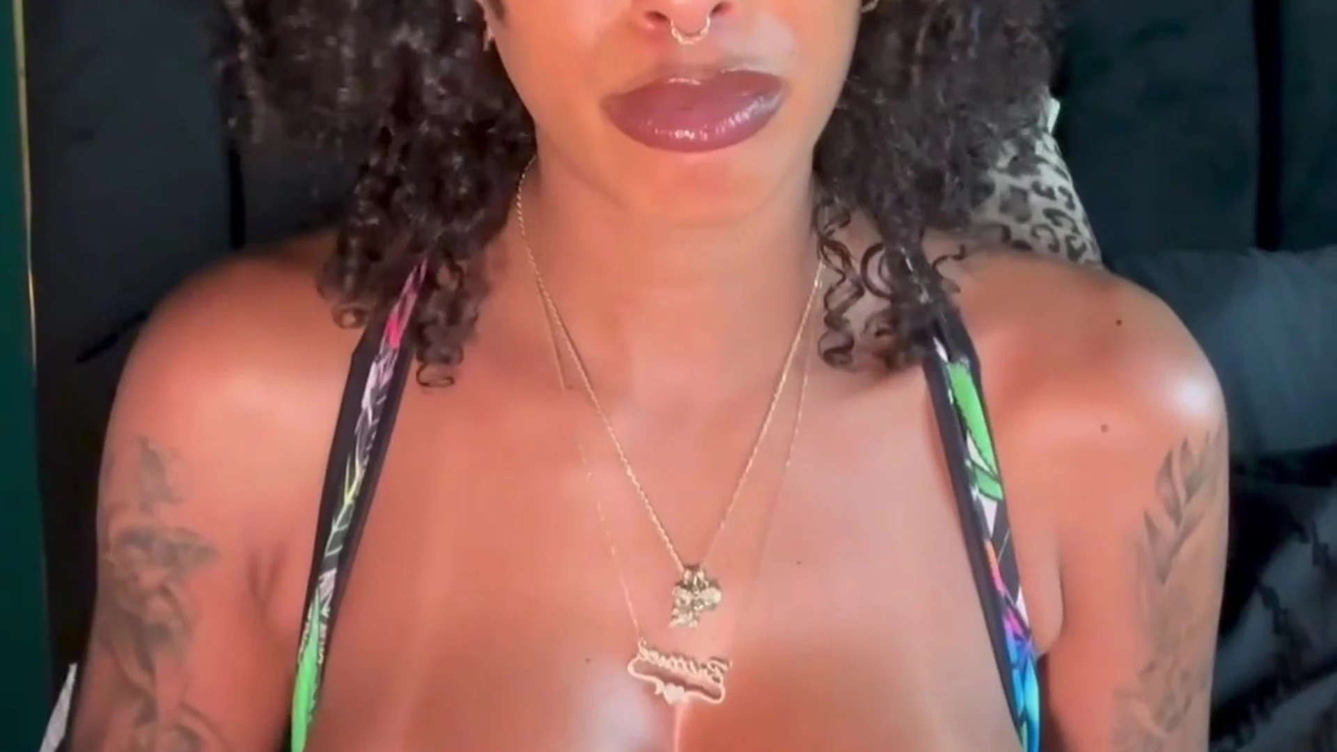 porno Miss B Nasty solo Exposed