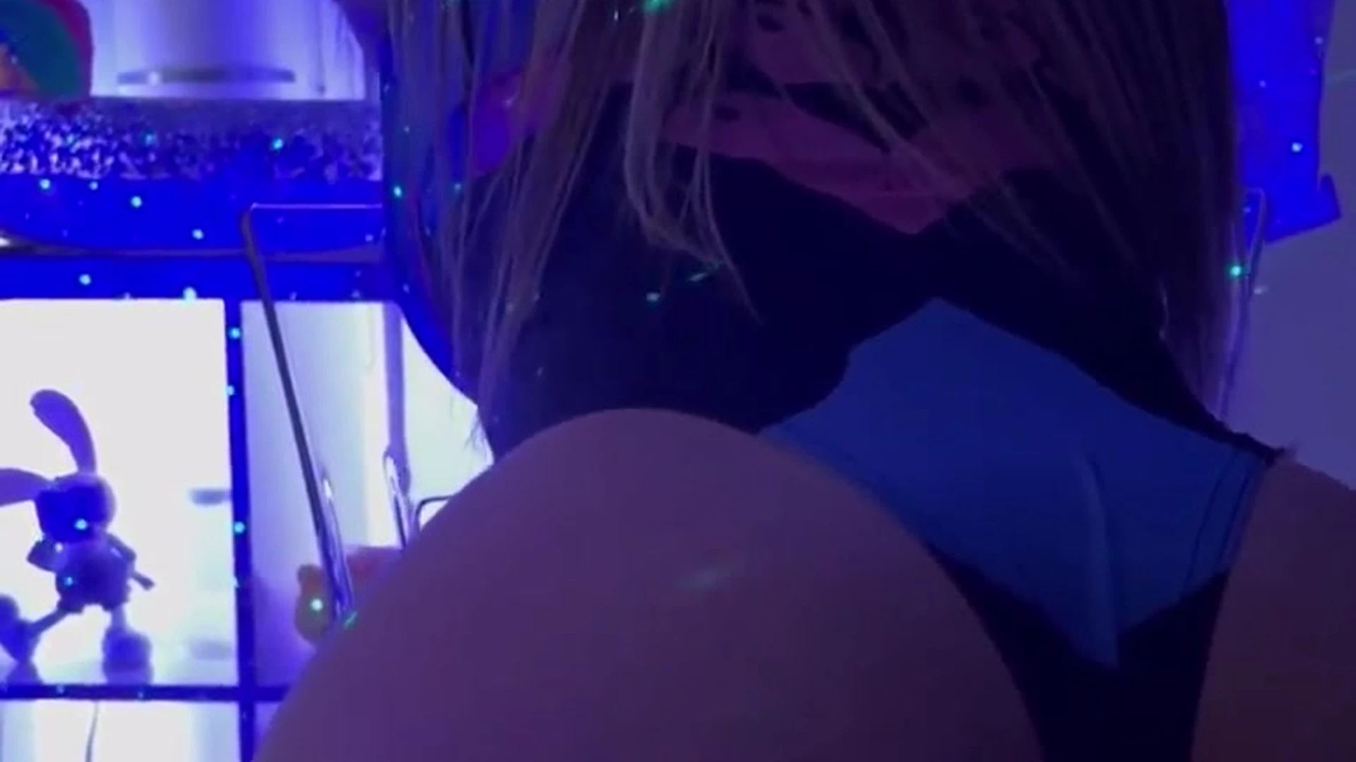 hard Dripping Meowbarbie sex