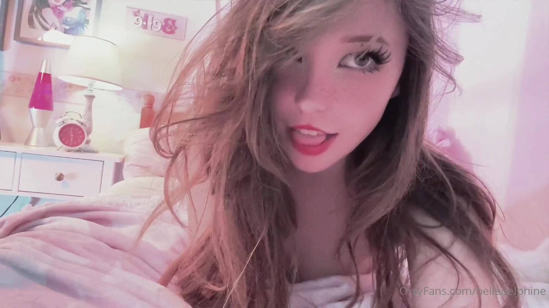 Exposed sleazy Belle Delphine leaks OF Video