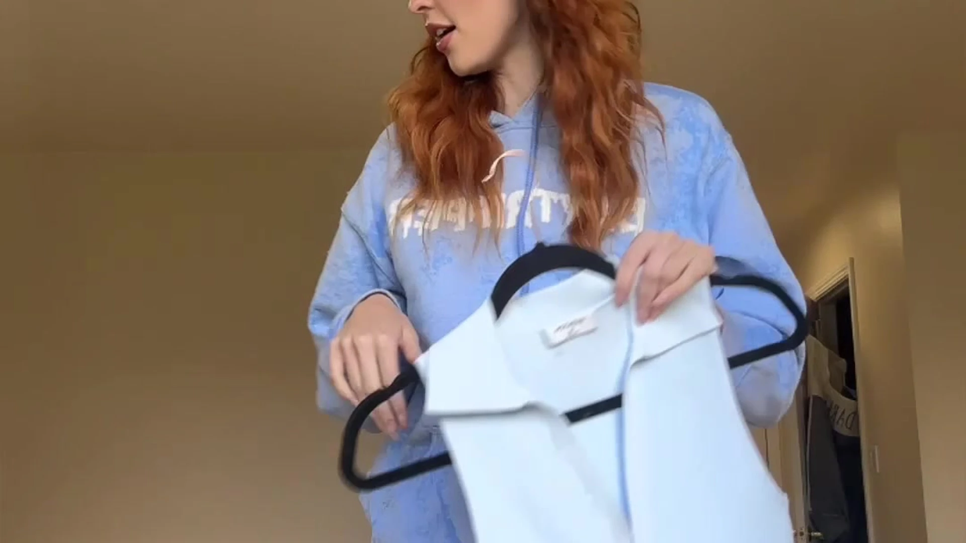 nag Petite Elly Clutch Nude OF full vid