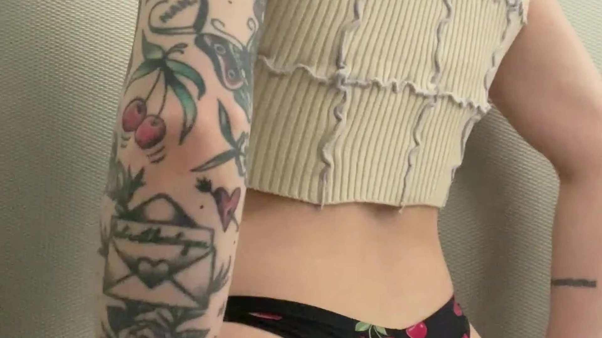 wallflower seductive Harper Madi sex
