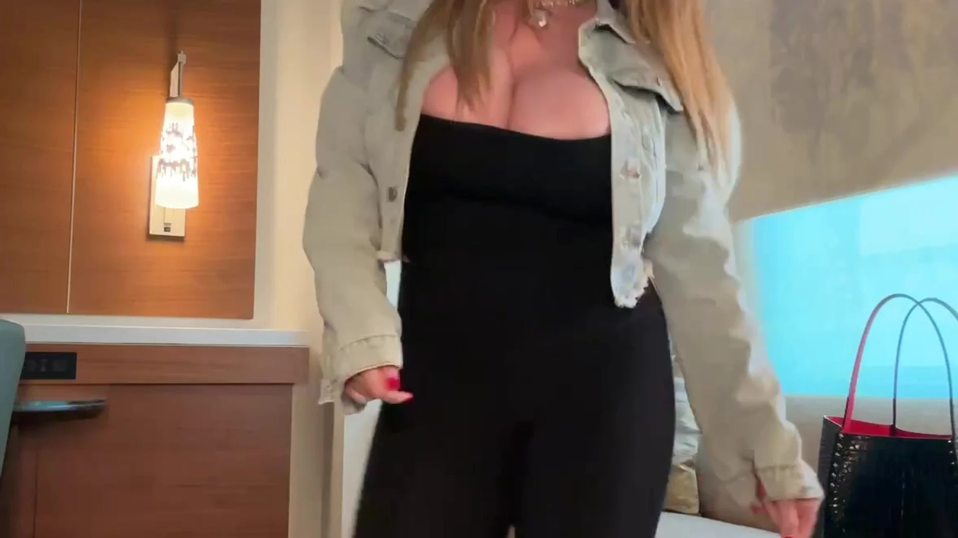 rude Asian Milf Kiana Dior fap Sensational