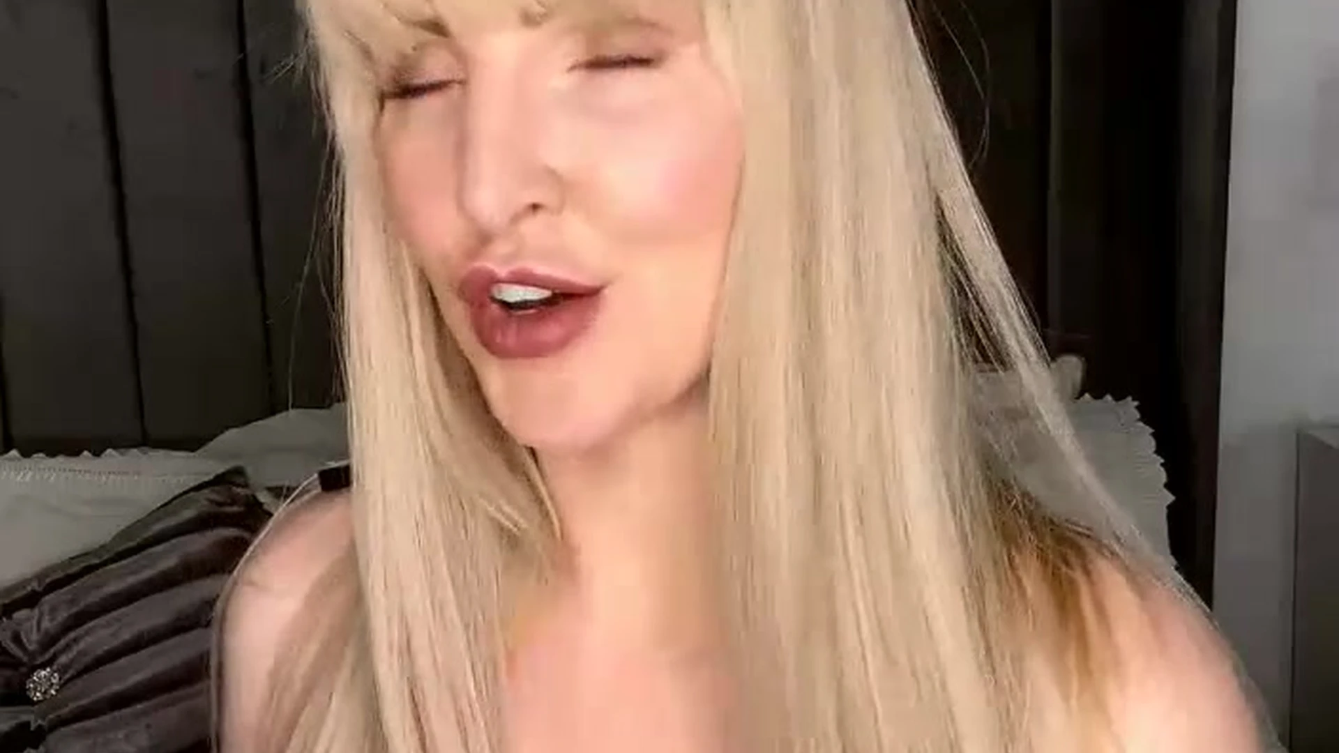 Sensational Georgie Lyall dildo