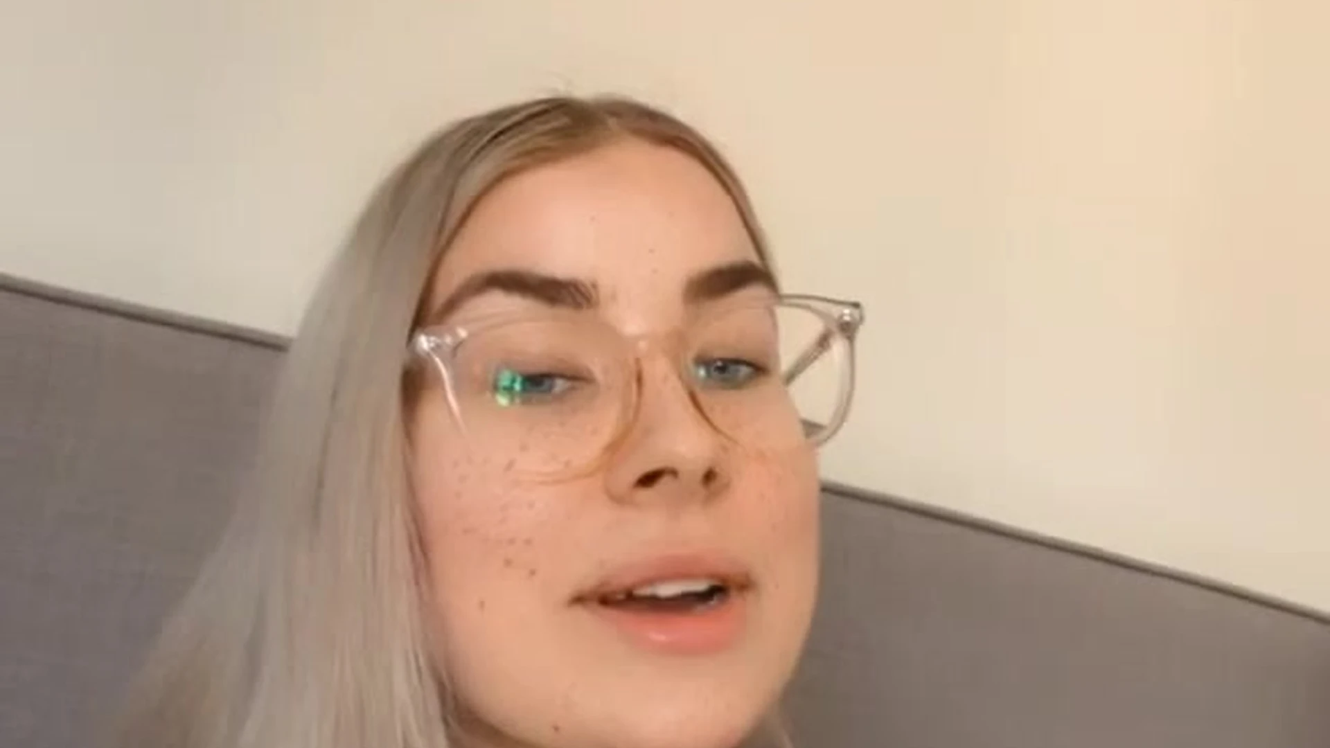 painful Jen Brett l e a k e d video full