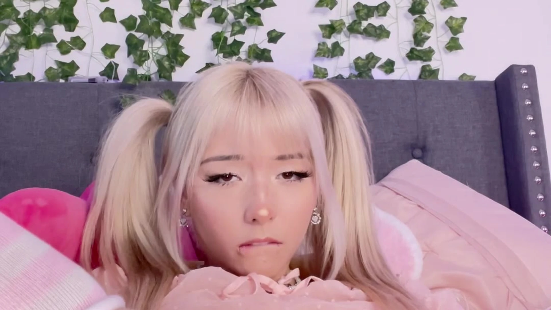 Exposed petite Waifuumia bj FullVID