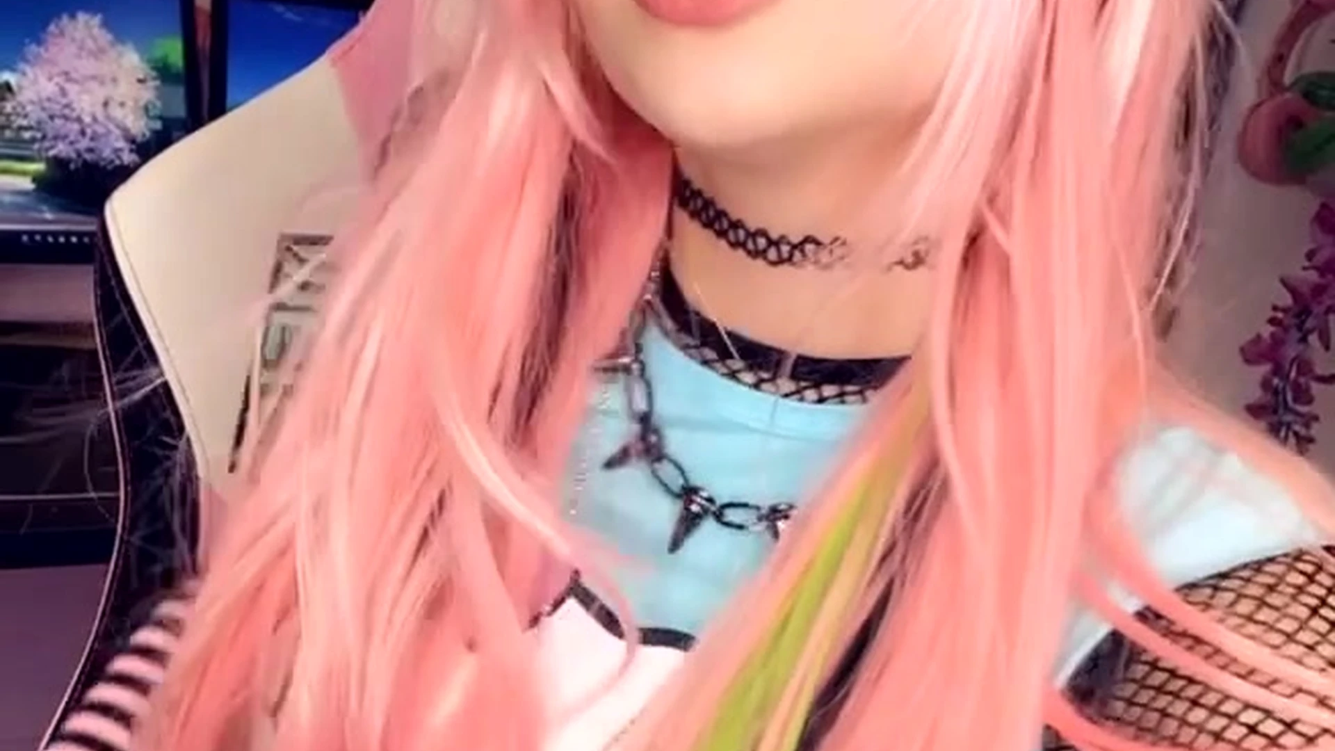 Epic slit Belle Delphine blowjob