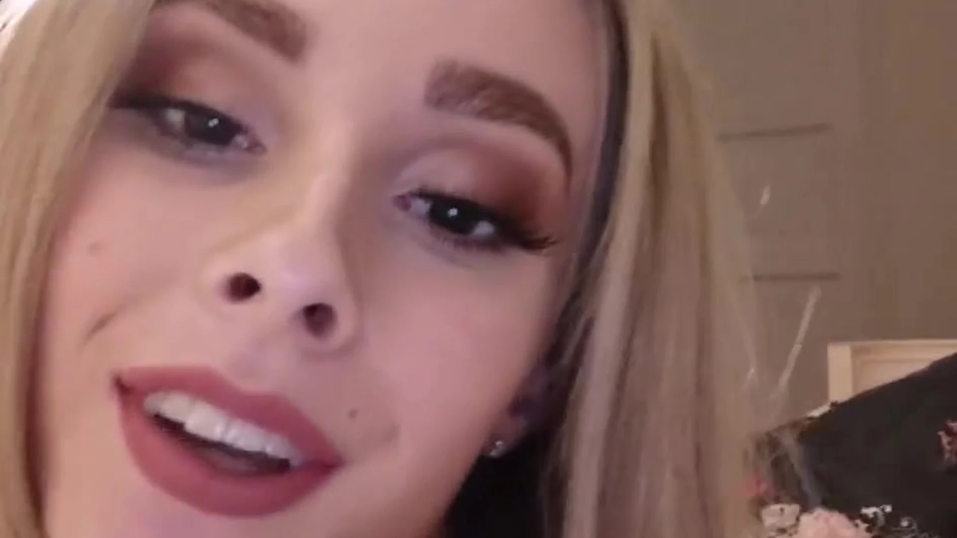 Damania erome  penetrated
