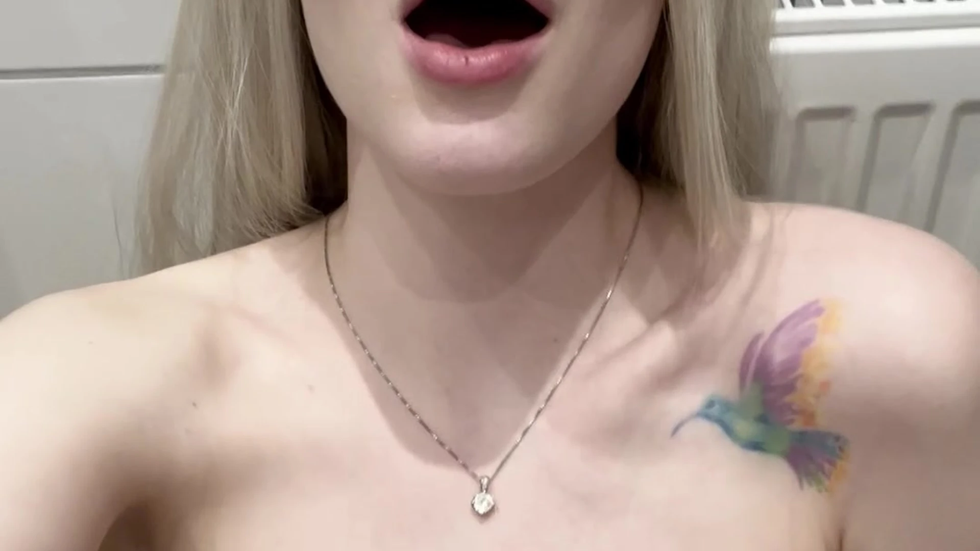 ball-and-chain Sweating Damania Nude leaks
