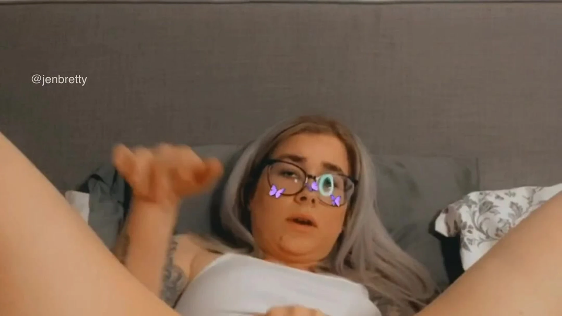 screechy Jen Brett Nude porn