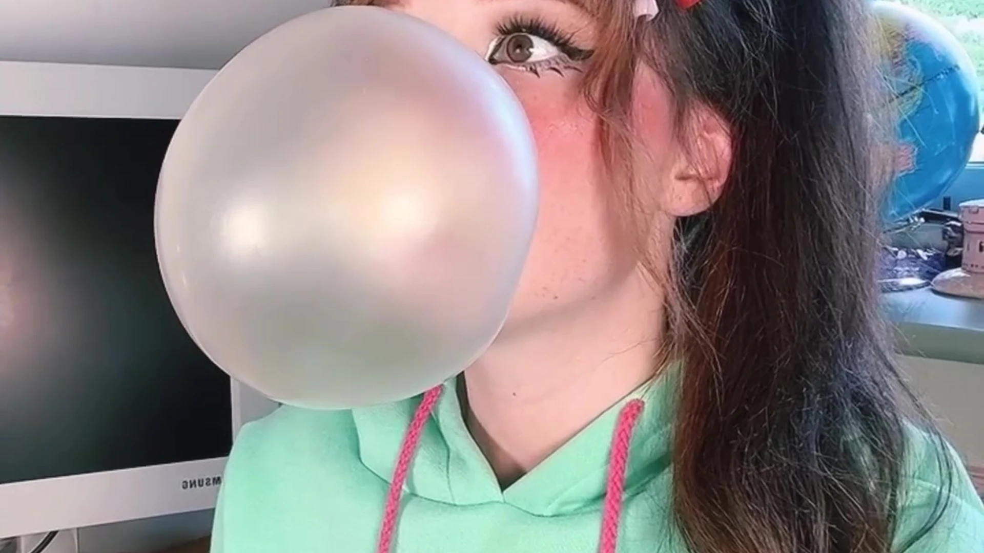 bab Sweating Belle Delphine Nude onlyfans