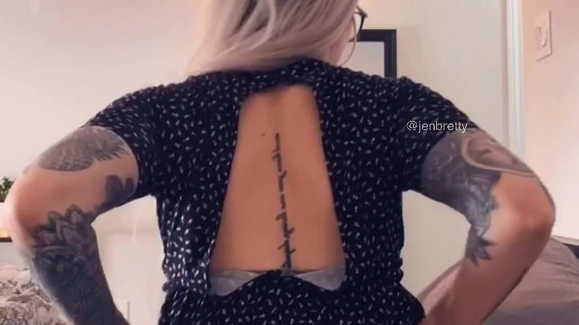 shameless Jen Brett pussy Clip Epic