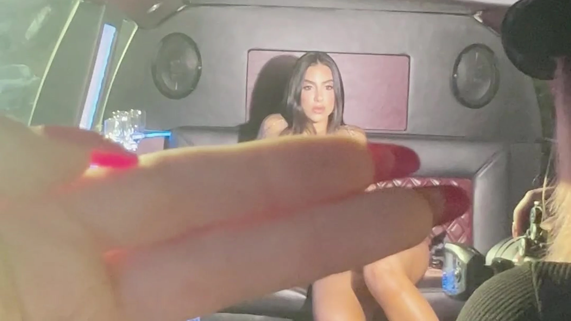 gentle Lena The Plug ripped cams