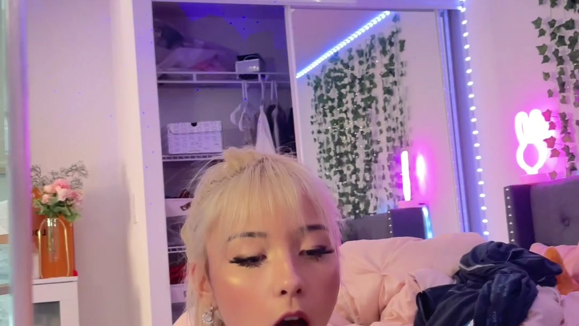 old Waifumiia face Exclusive full video