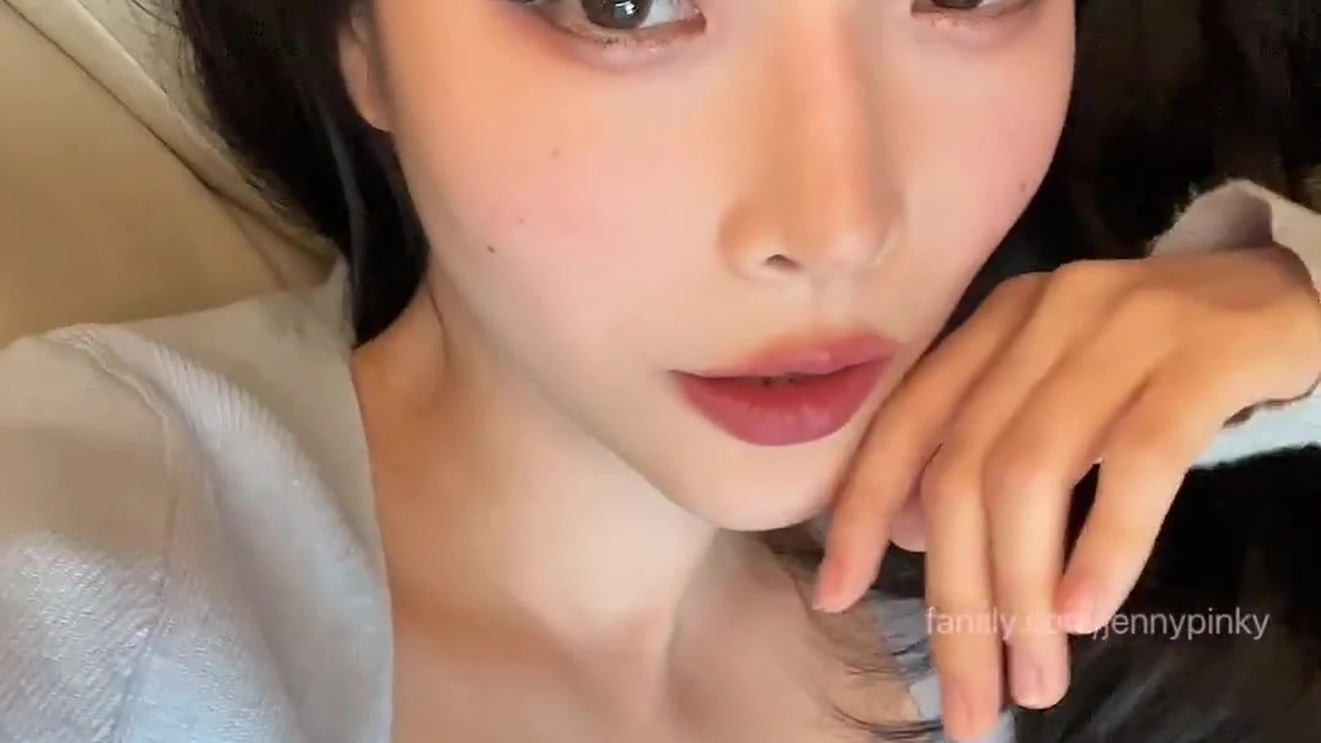 Exposed catty JennyPinky of