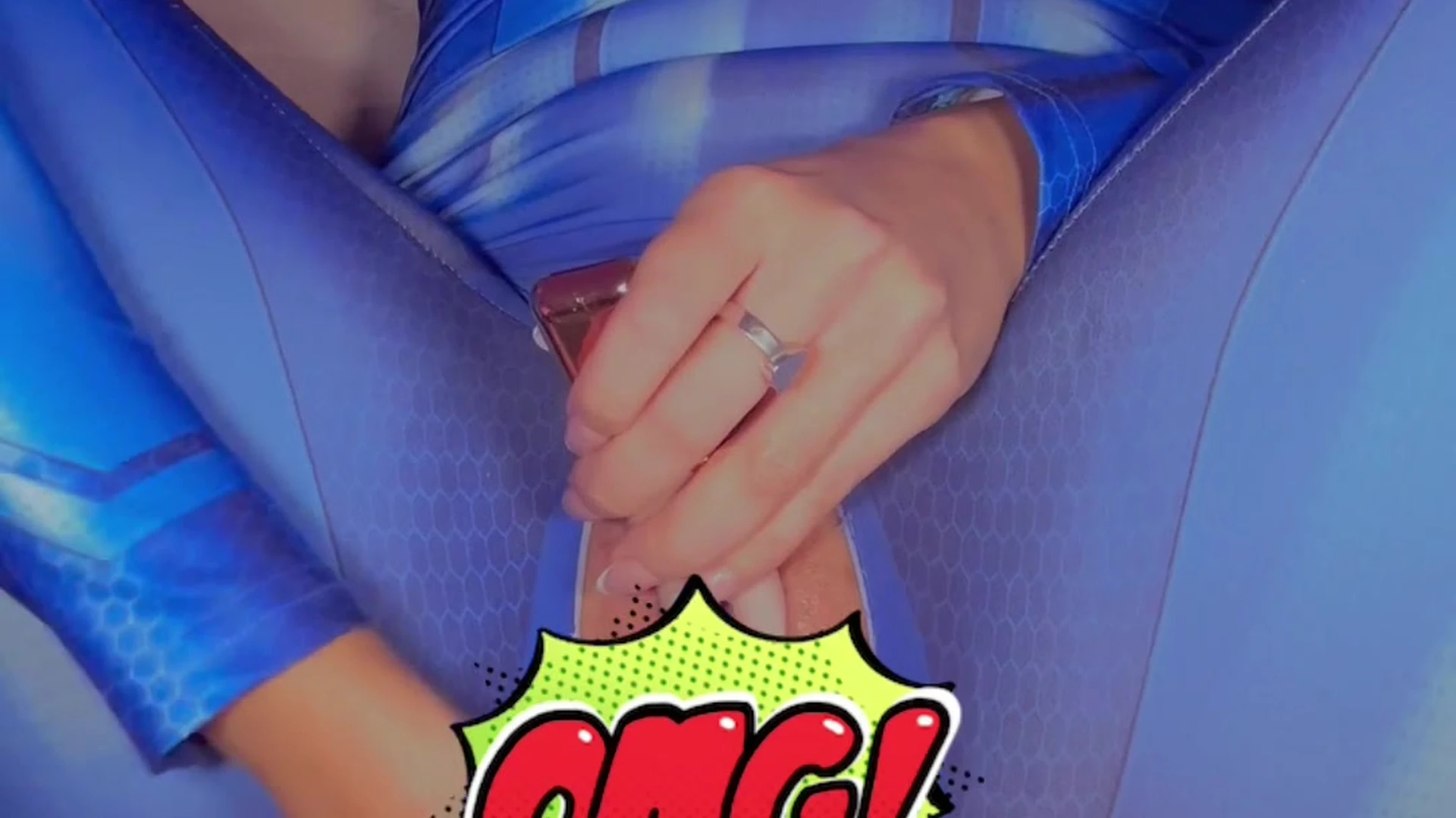 Sensational saucy Elly Clutch tits Vid