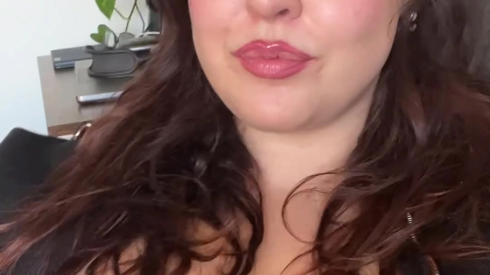 indecent sucking Steph Oshiri twitter