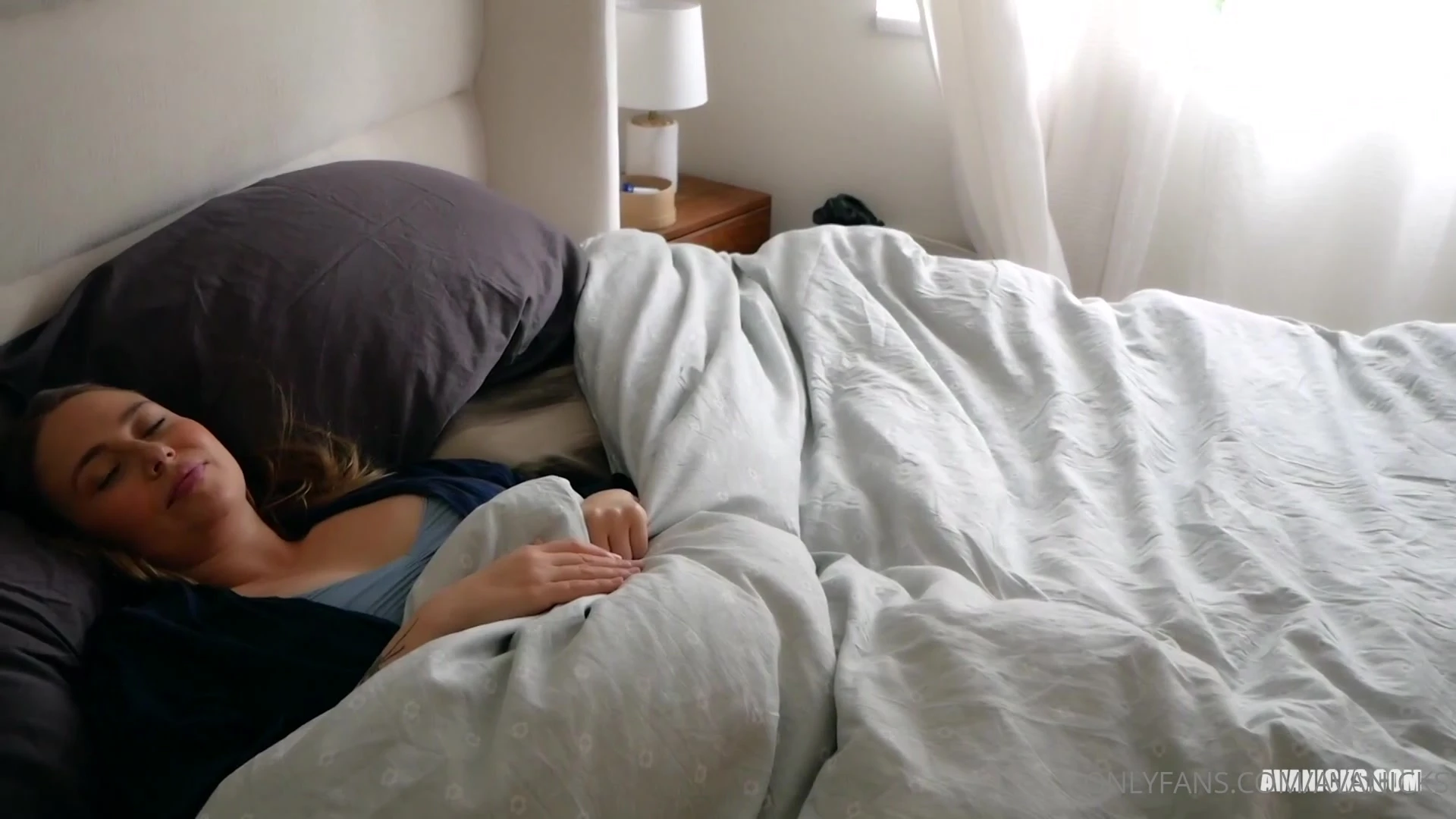 Exposed shameless Ava Nicks blowjob