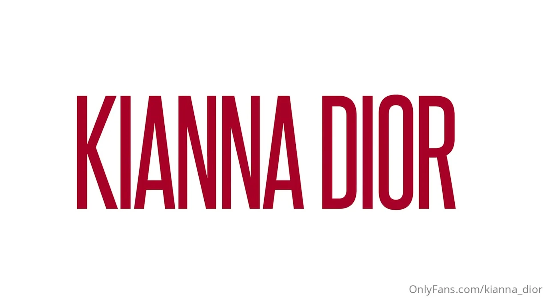 Sensational bimbo Kiana Dior Nudes