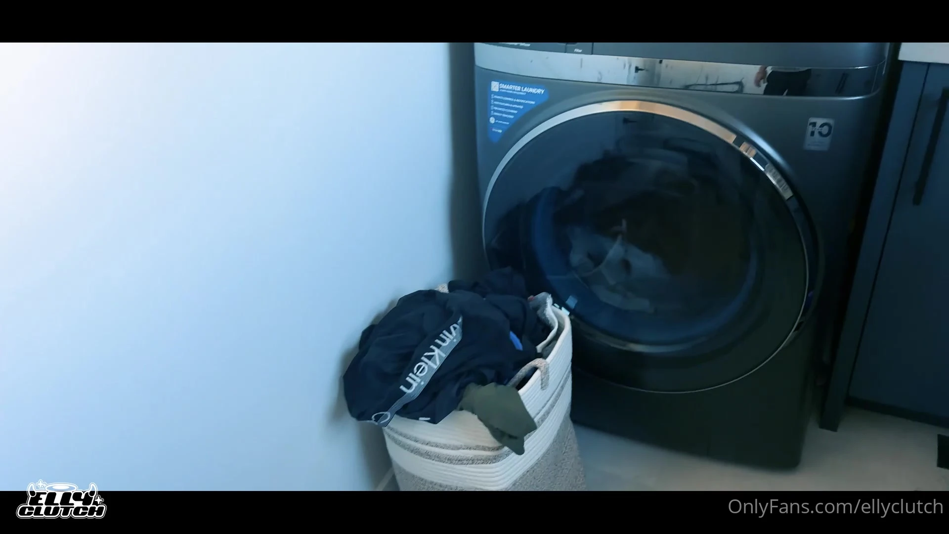 Elly Clutch Naked Epic