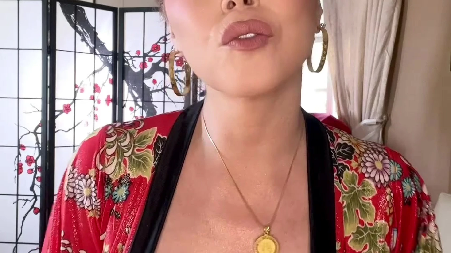 Asian Milf Kiana Dior fap