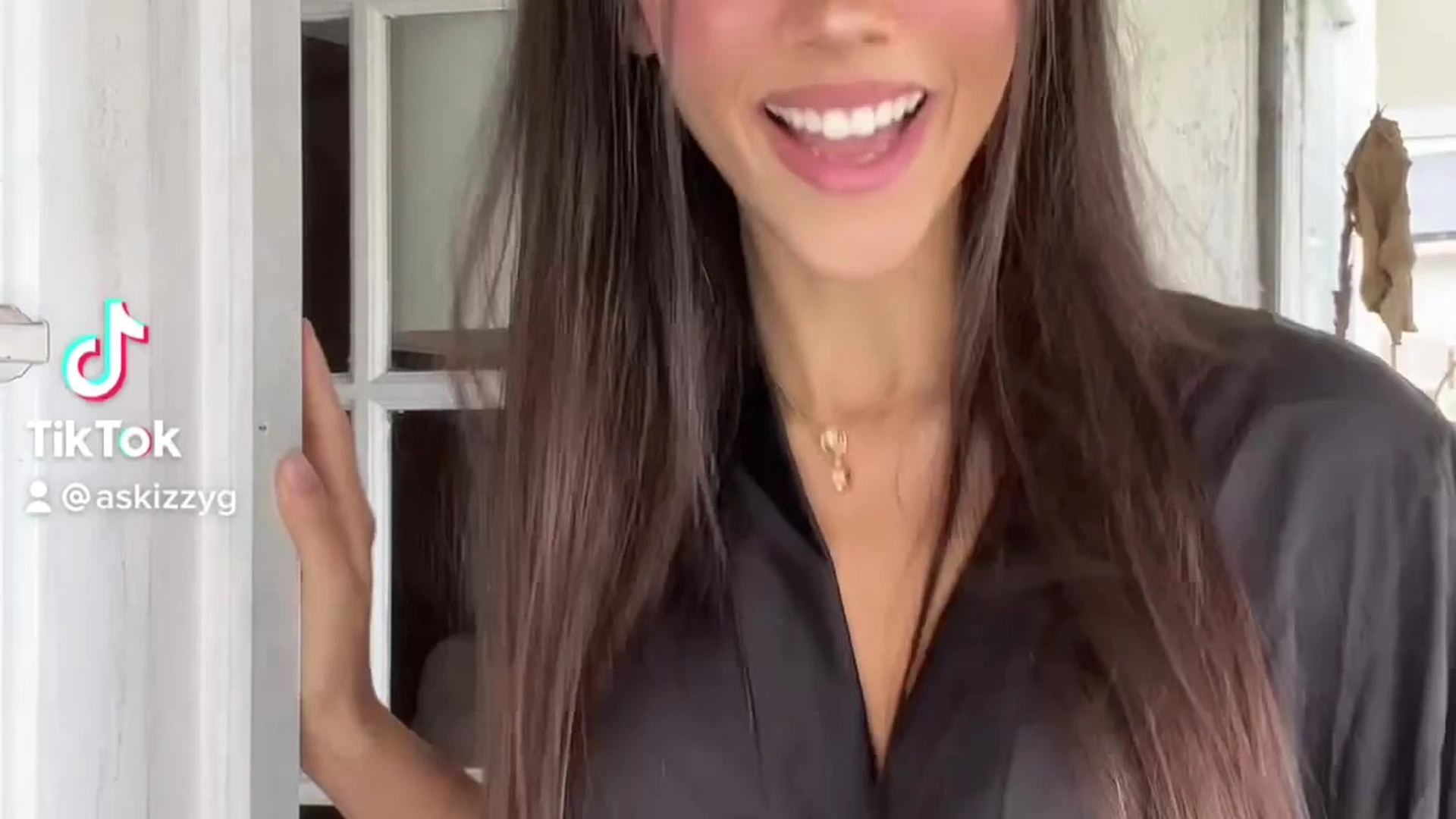 Skinny Izzy Green stepmom