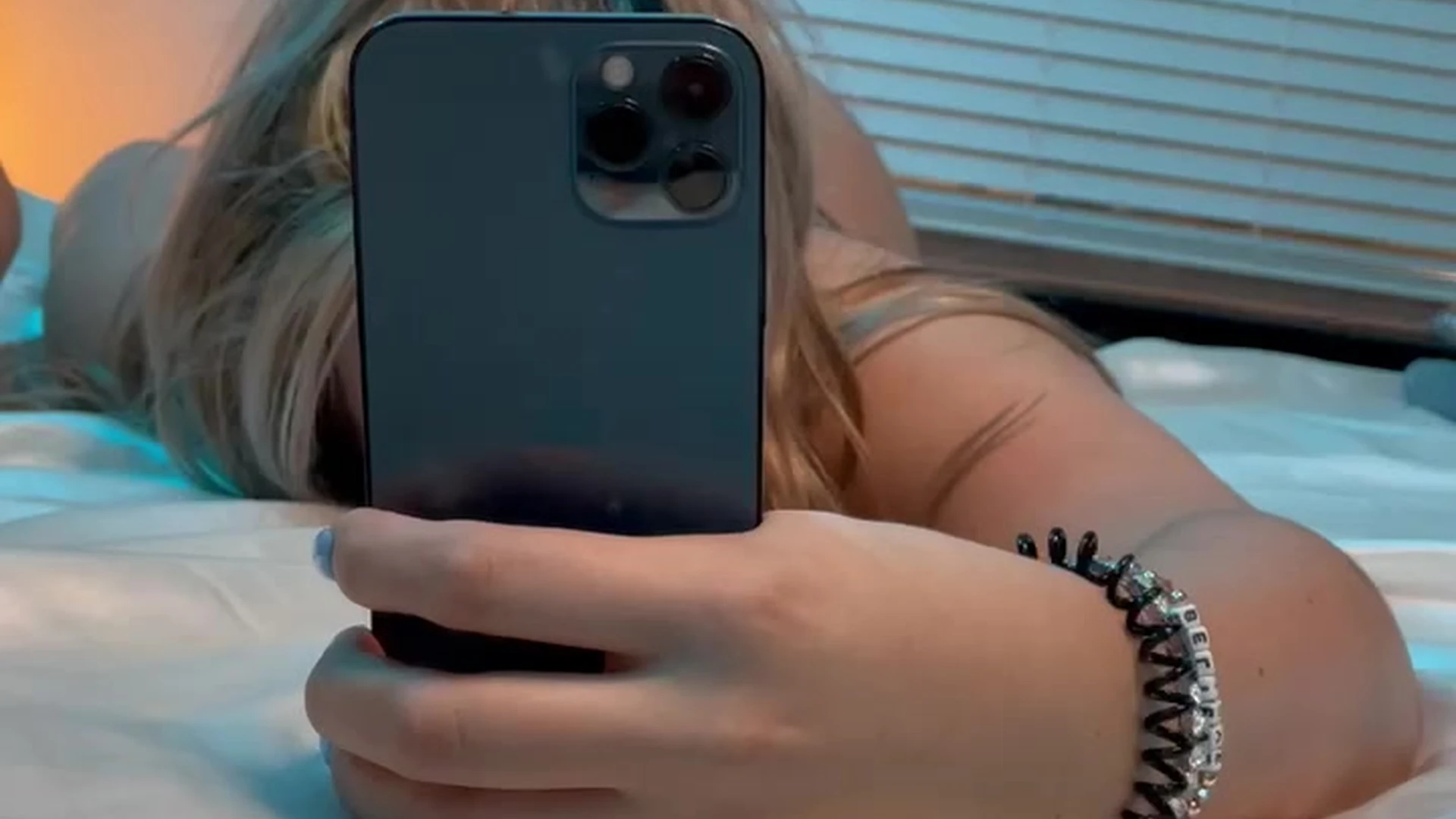 Big tits Vanessa Lovell Leak release