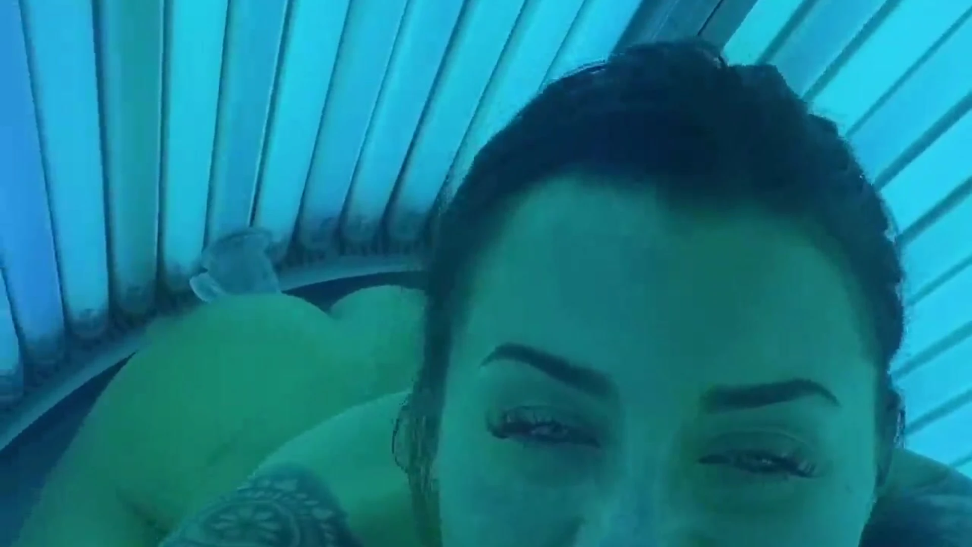 nan Dakota James blowjob Exposed