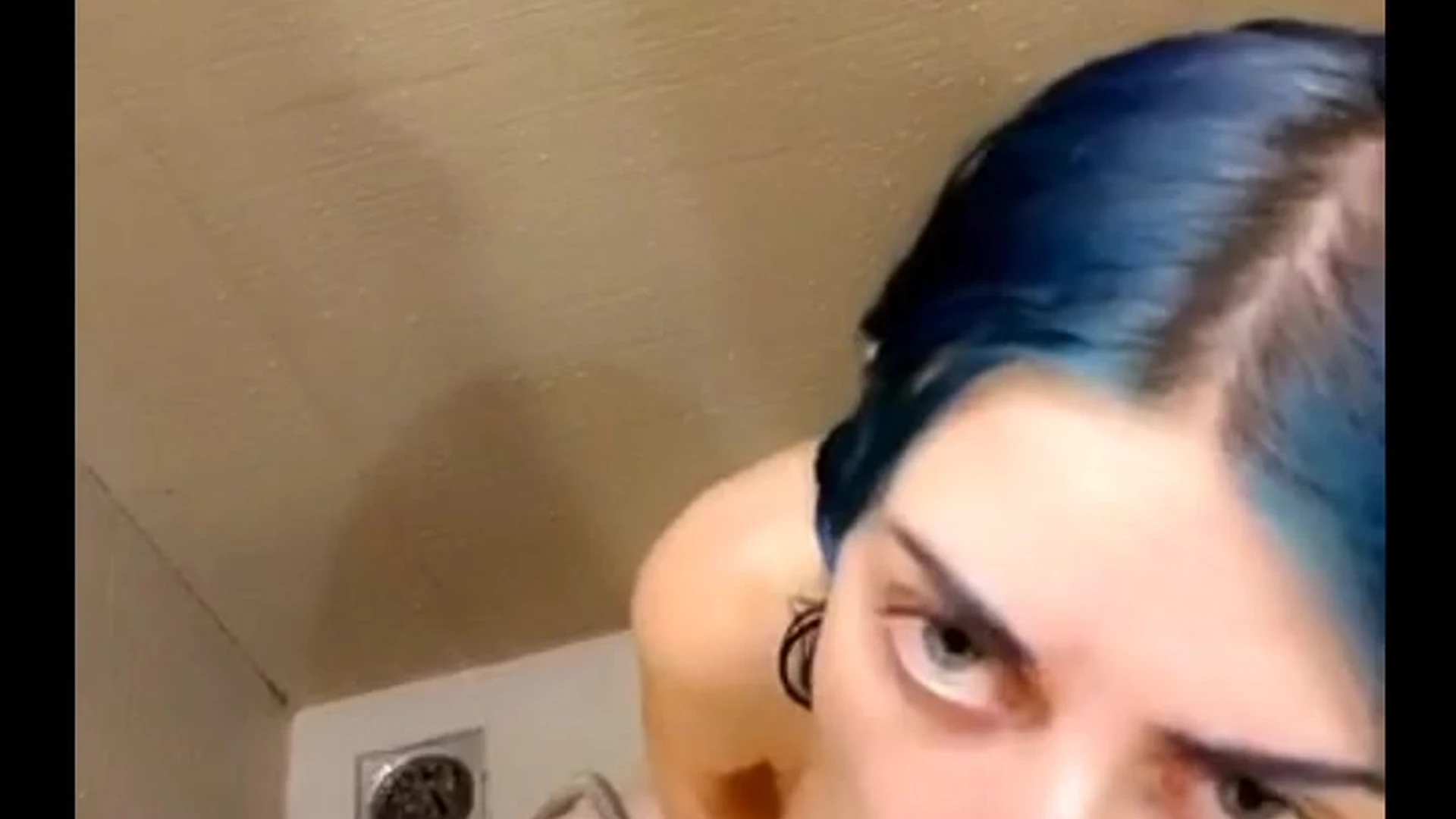 porno Big Ass Jewelz Blu Nude OF