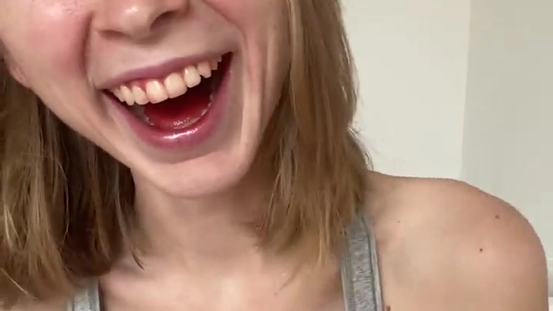 girlish sucking Yourina cams
