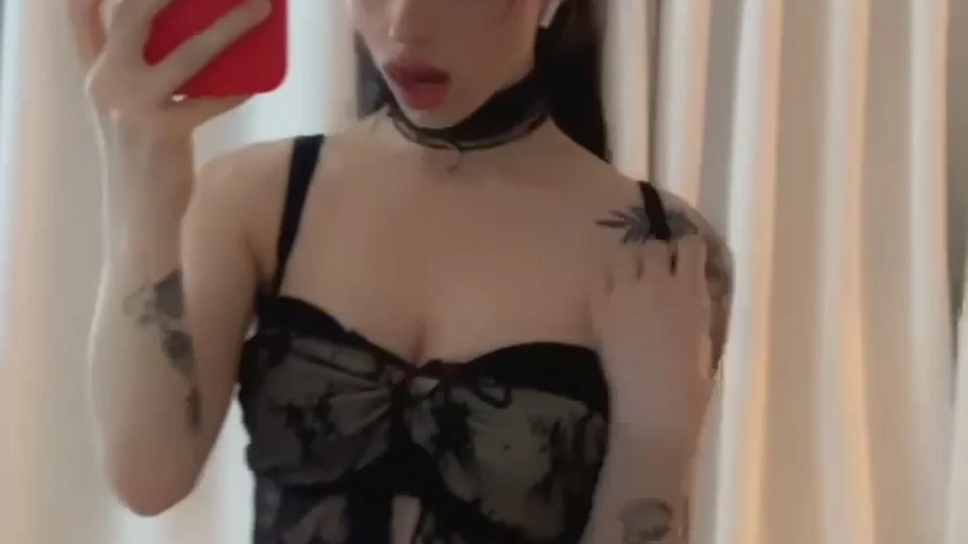 Sensational Noemiexlili Leaked