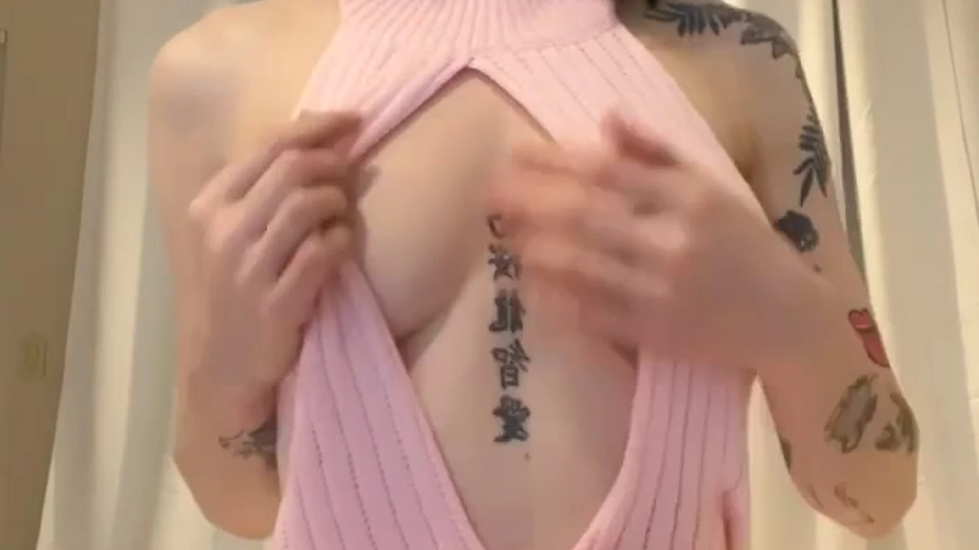 Sensational AWESOME Noemiexlili Leaked Onlyfans